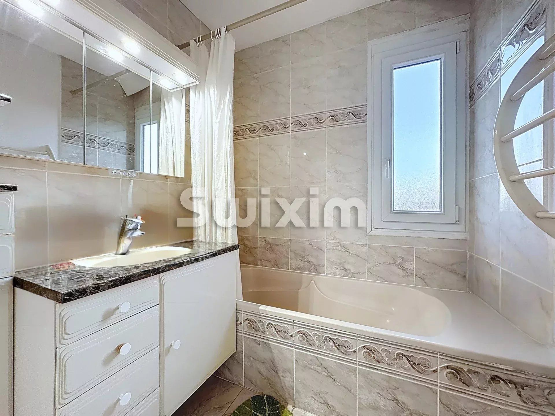 appartement 4 Pièces en vente sur Ferney-Voltaire (01210)