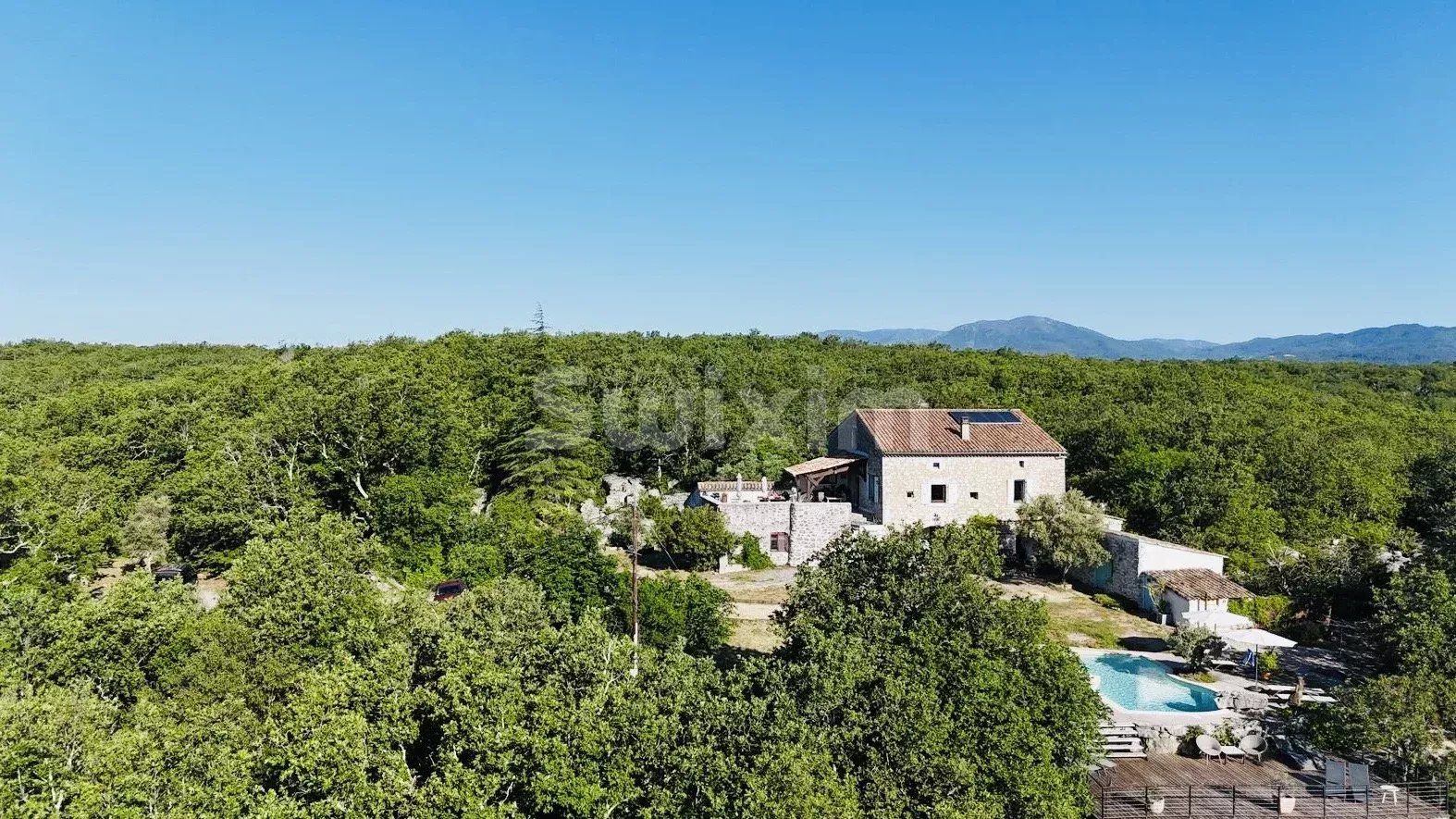 propriedade 17 Quartos para venda sobre Barjac (30430)