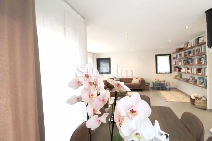 Vente Maison Scionzier 5 Pièces 121.63 m²