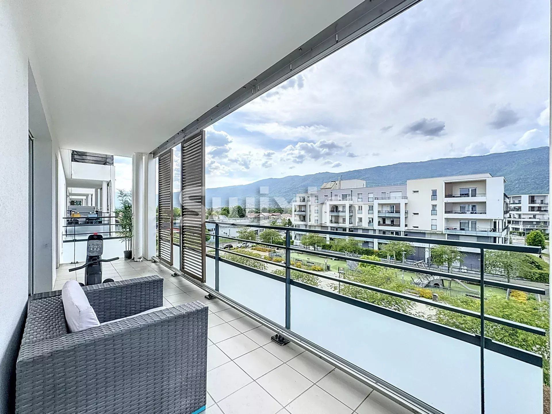 Venta Apartamento Saint-Genis-Pouilly 4 Salas 87.84 m²