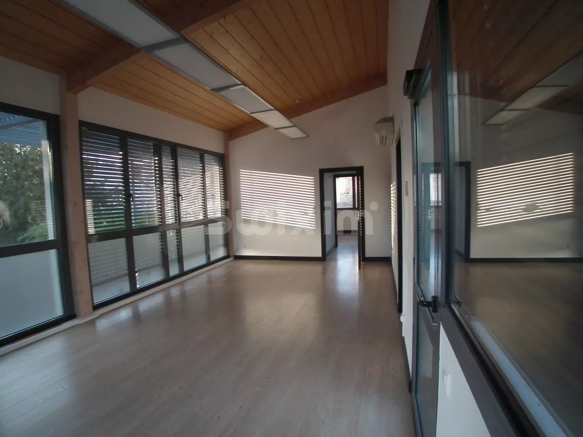 immeuble 24 Pièces en vente sur Lons-le-Saunier (39000)