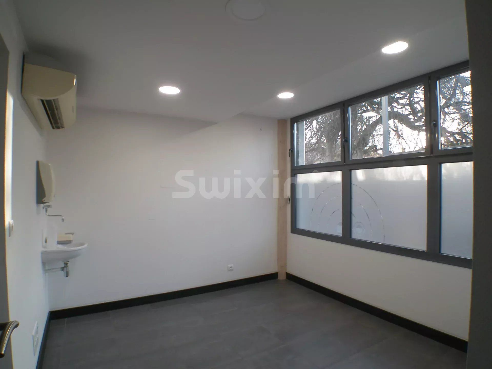 immeuble 24 Pièces en vente sur Lons-le-Saunier (39000)