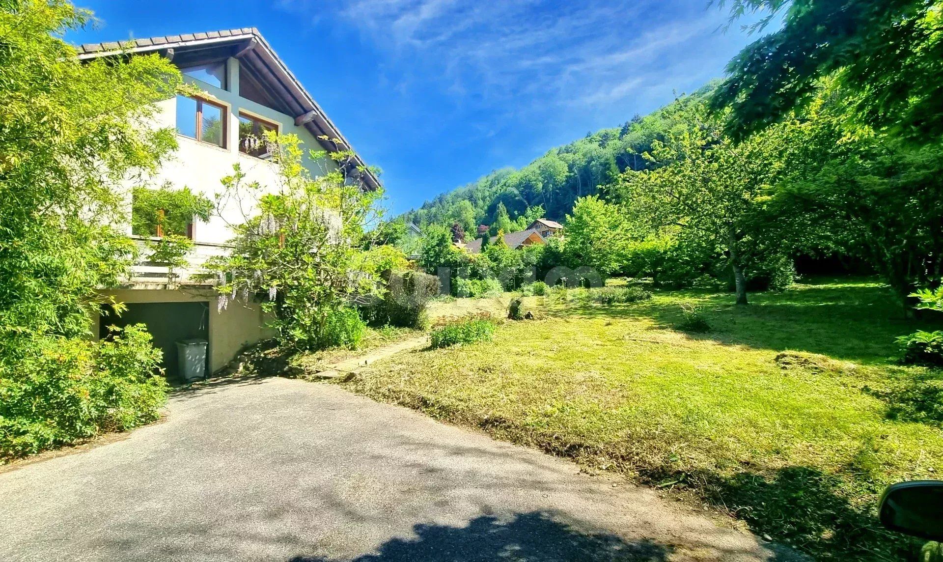 Vente Maison Lucinges 7 Pièces 250 m²