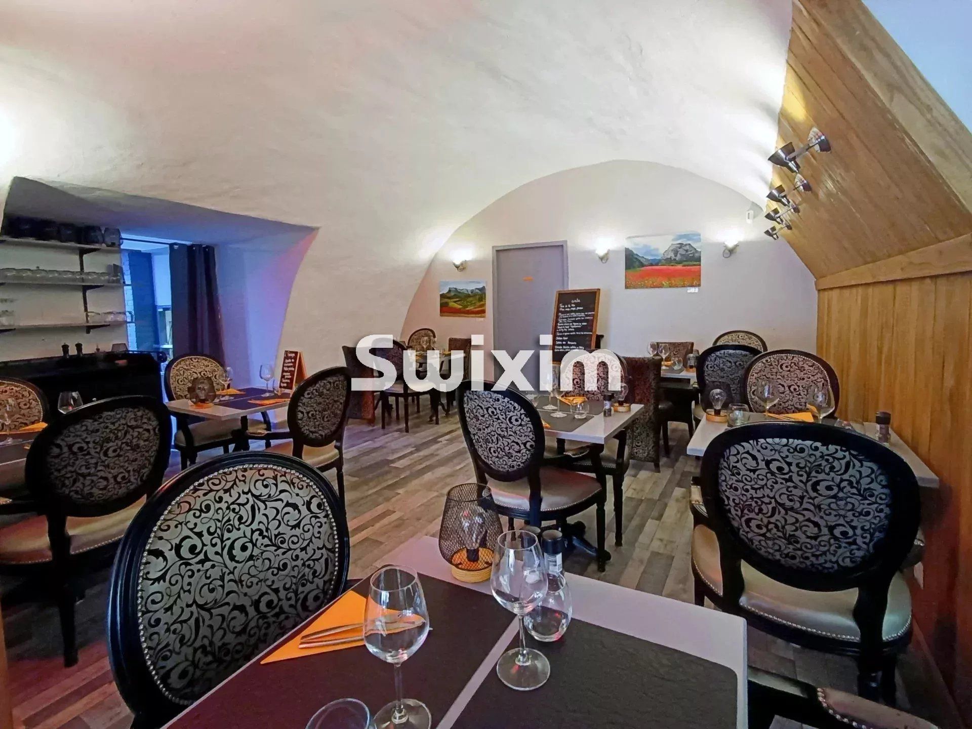 local comercial 4 Salas en venta en Donzère (26290)