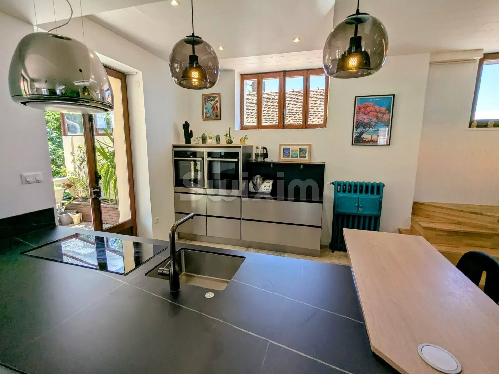 apartment 9 Rooms for sale on Évian-les-Bains (74500)