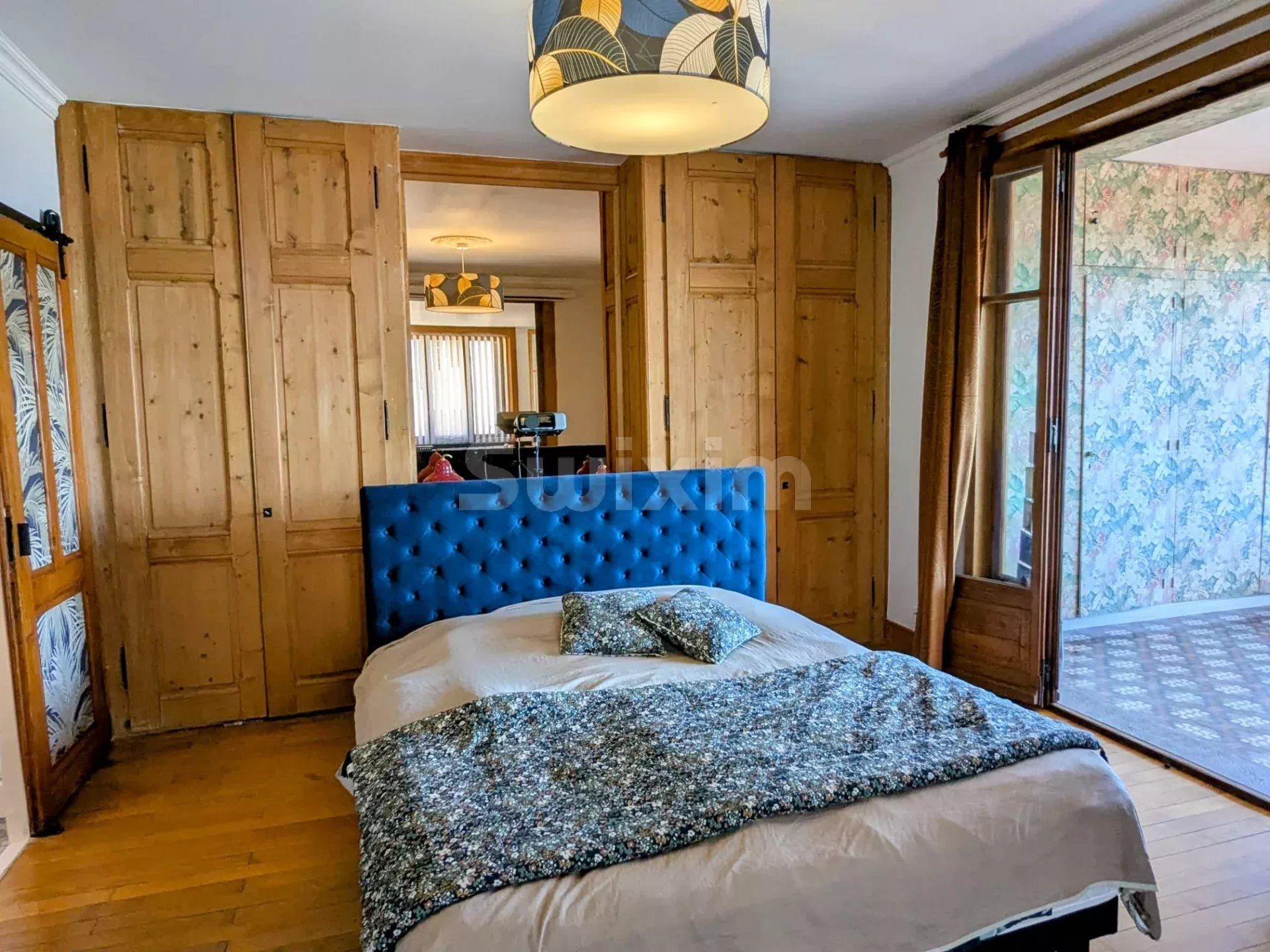 apartment 9 Rooms for sale on Évian-les-Bains (74500)