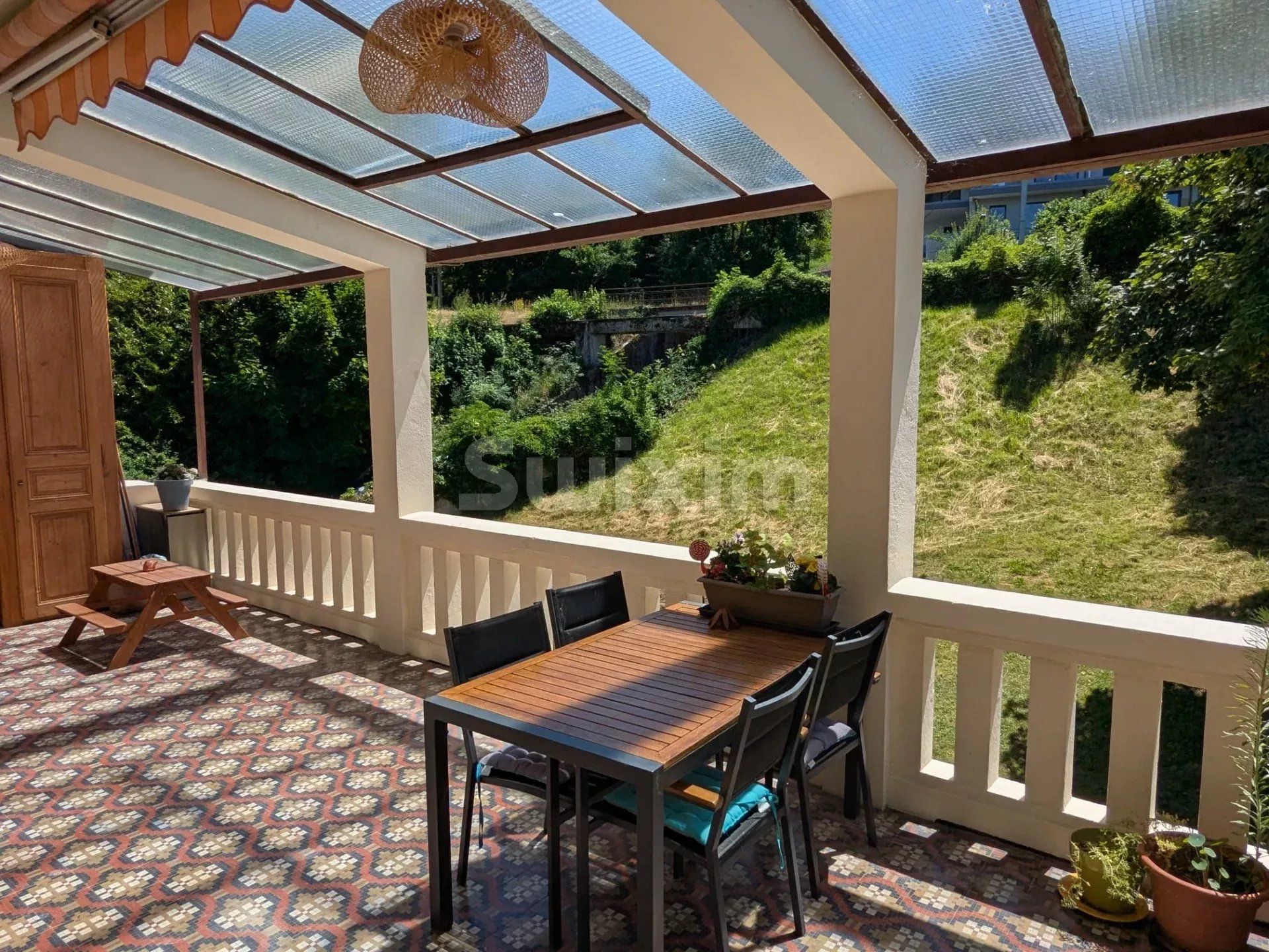 apartment 9 Rooms for sale on Évian-les-Bains (74500)
