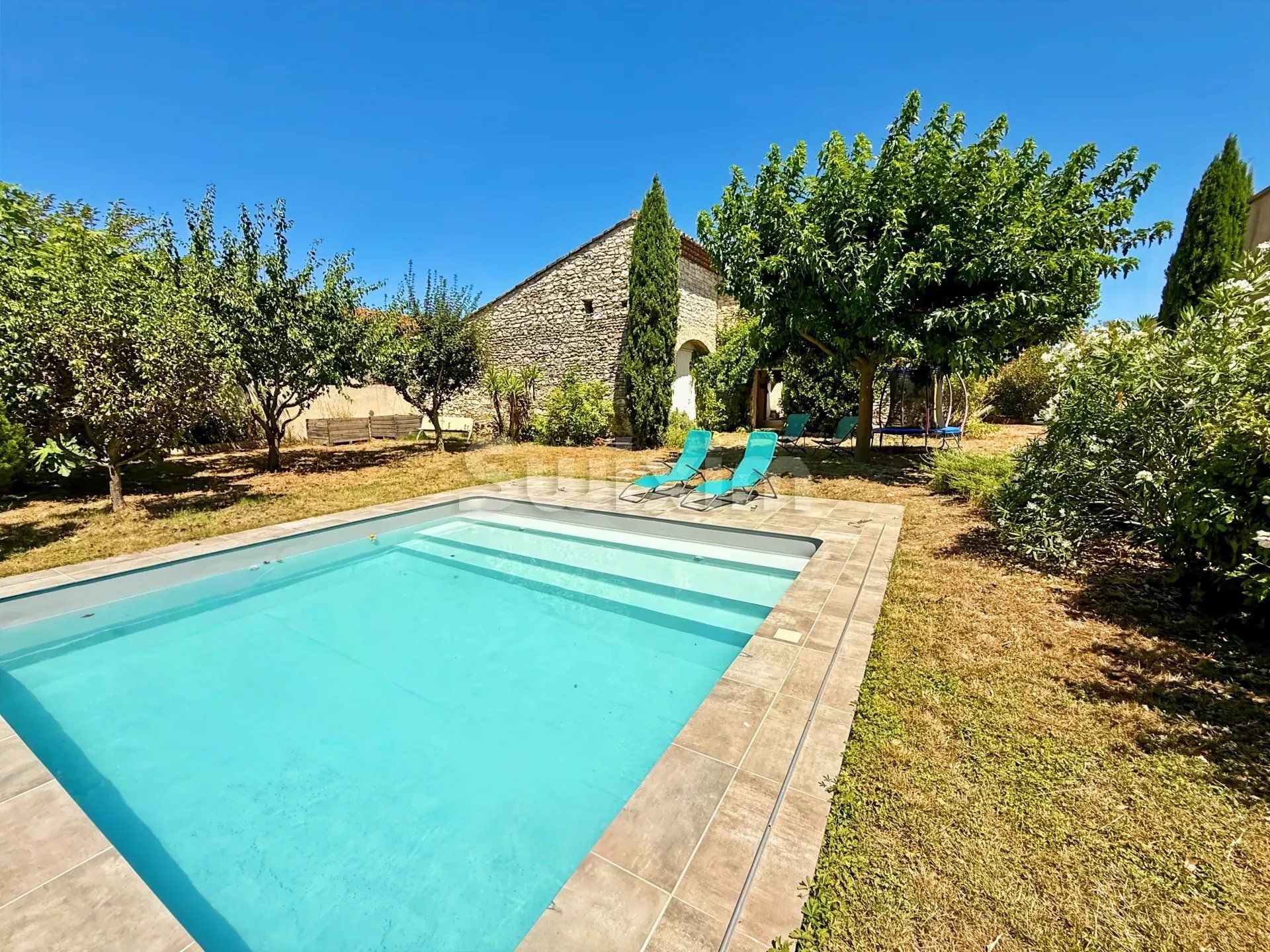 casa 9 Salas en venta en Montélimar (26200)