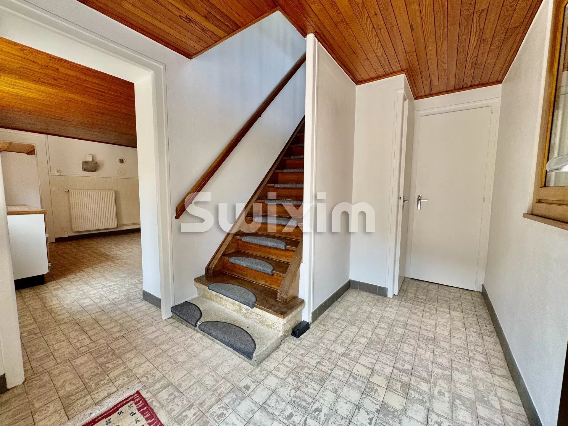 immeuble 7 Pièces en vente sur Sergy (01630)