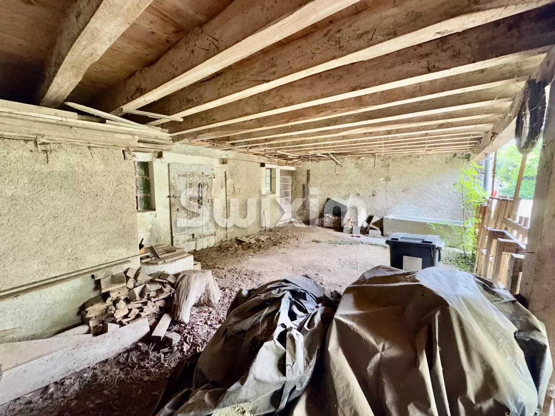 immeuble 7 Pièces en vente sur Sergy (01630)