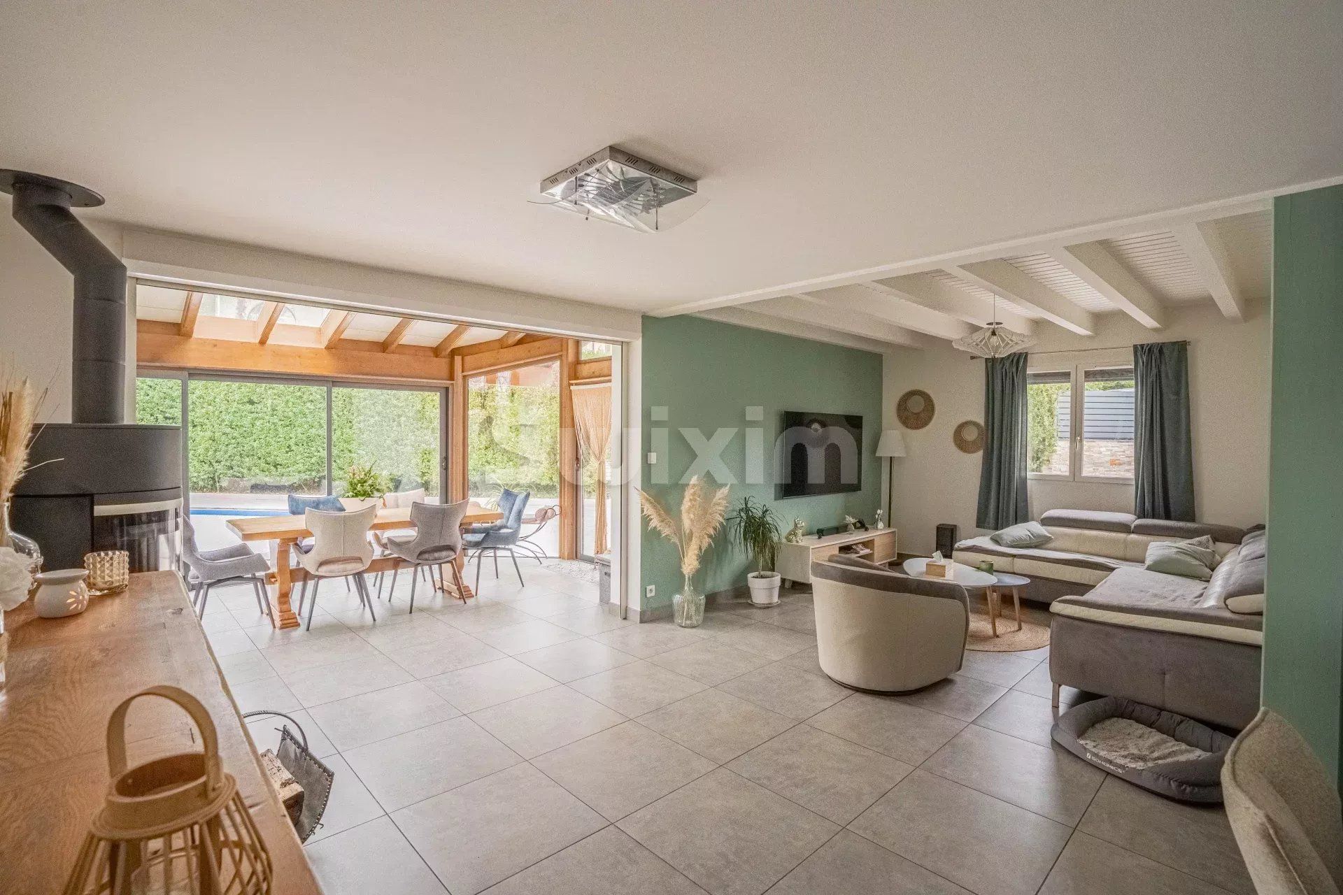 casa 6 Camere in vendita su Échenevex (01170)