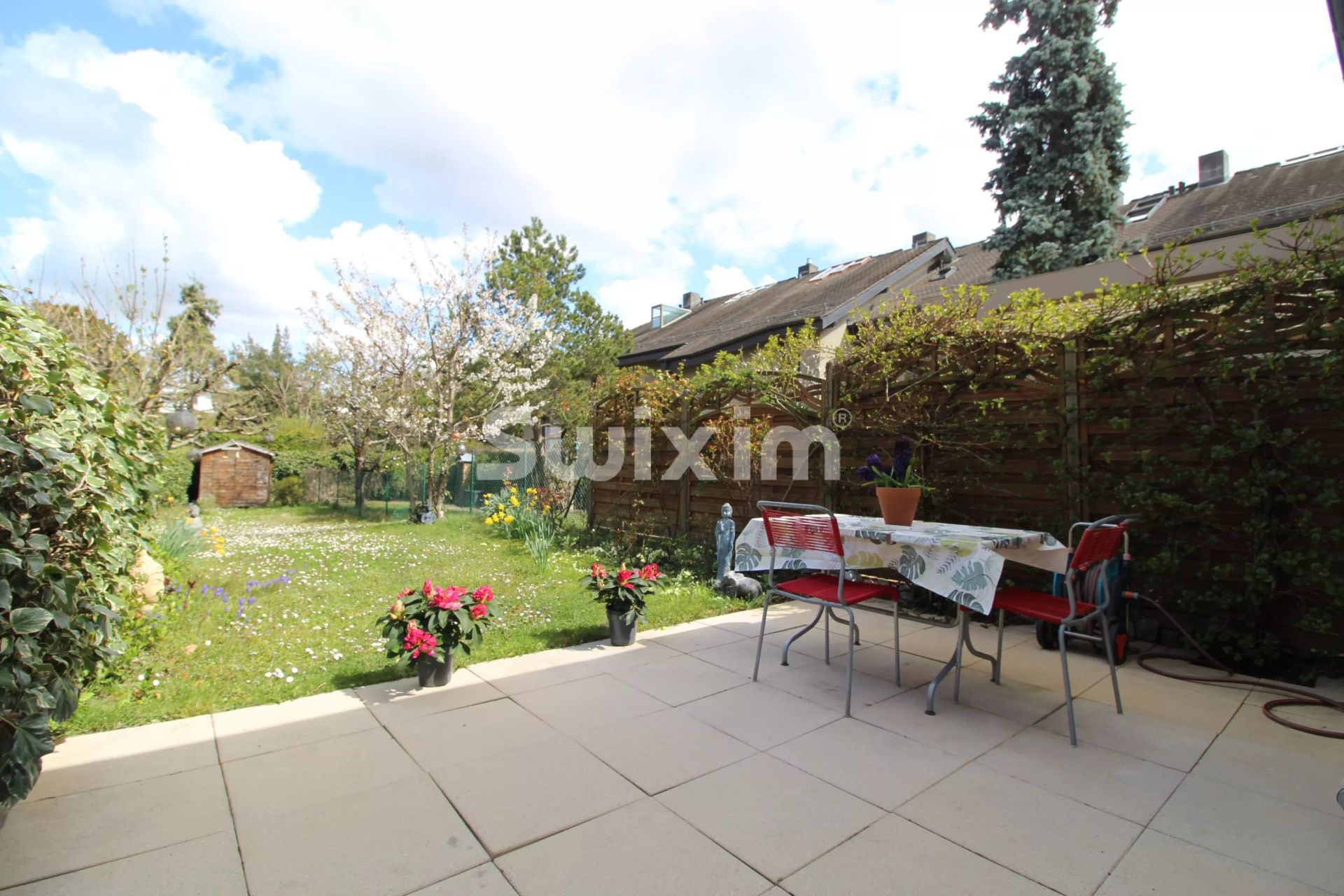 casa 7 Salas en venta en Troinex (1256)