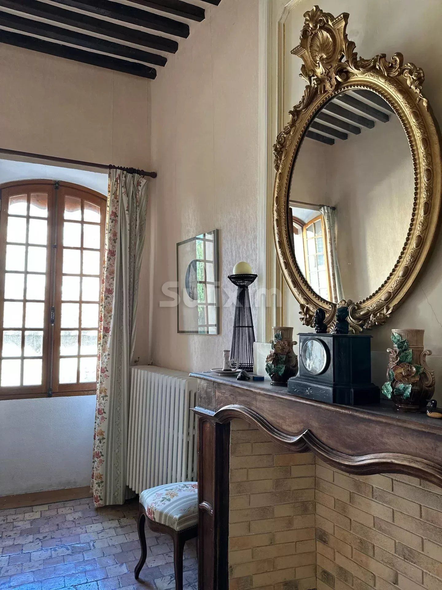 hotel particolare 8 Camere in vendita su Visan (84820)