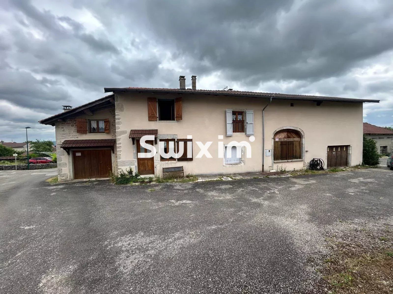 casa 12 Salas en venta en Arinthod (39240)