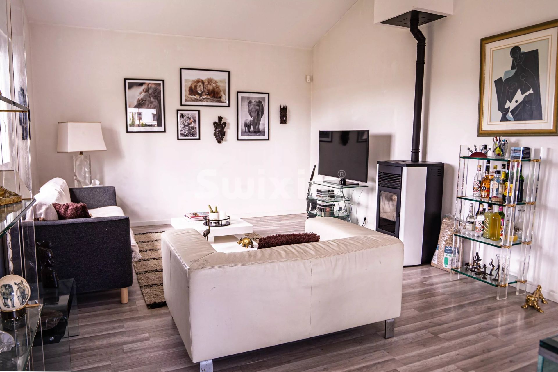 house 4 Rooms for sale on Veigy-Foncenex (74140)