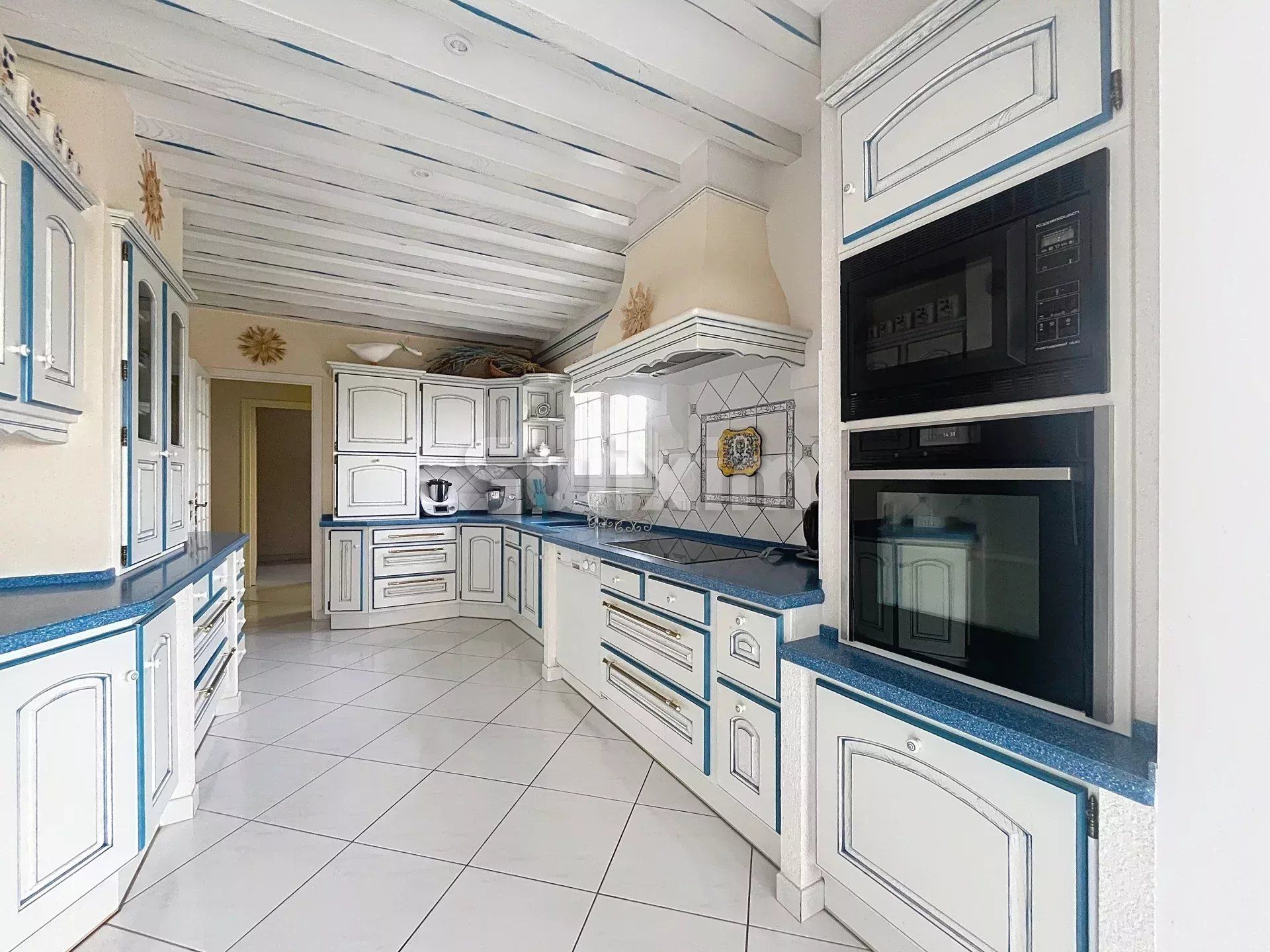 maison 10 Pièces en vente sur Saint-Julien (69640)