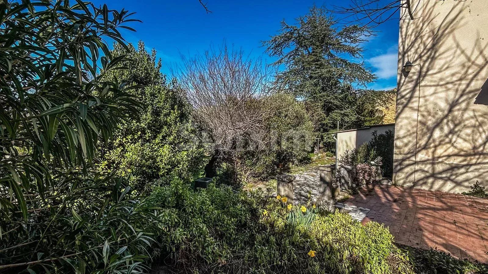 house 5 Rooms for sale on Montaren-et-Saint-Médiers (30700)