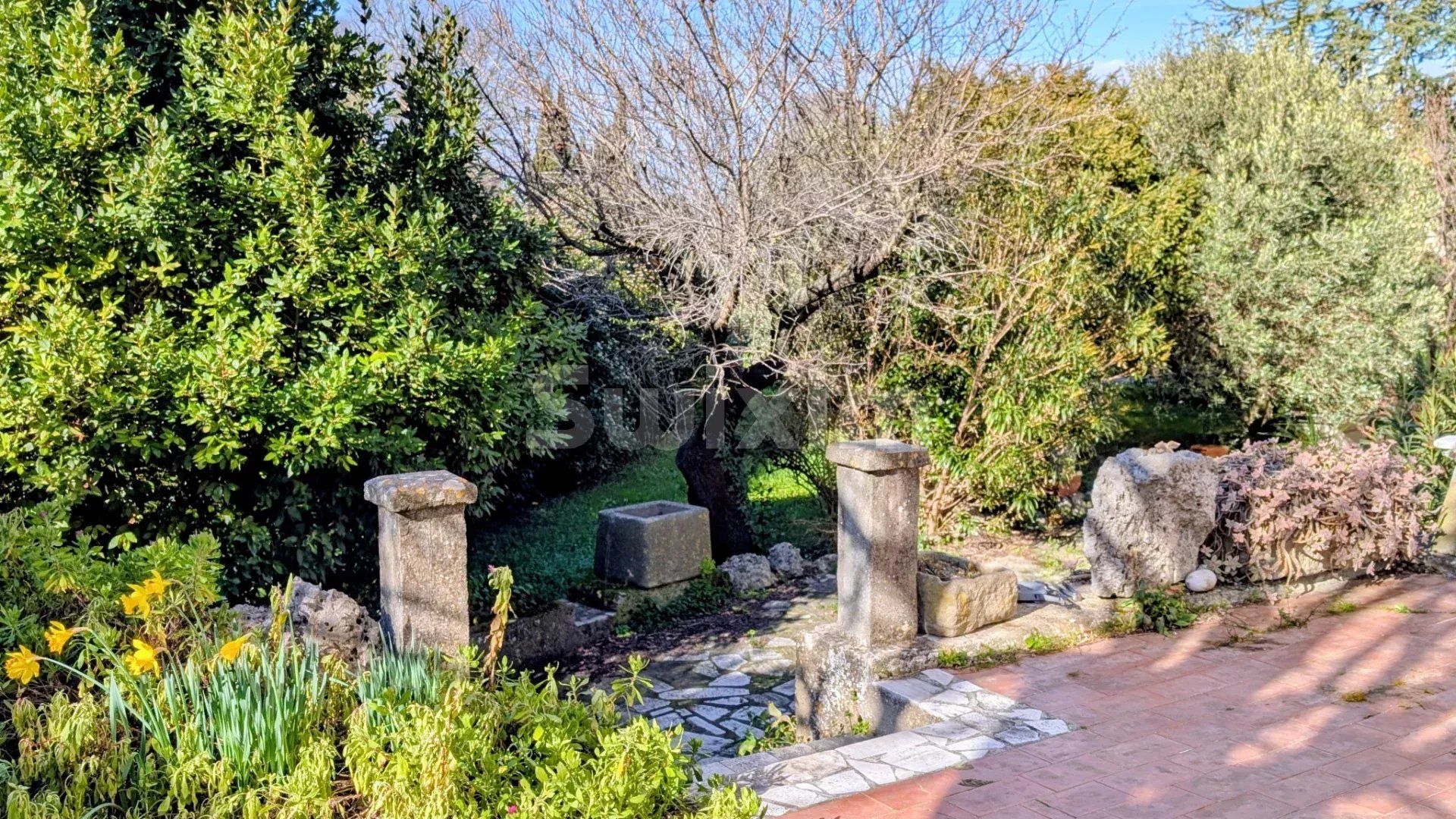 house 5 Rooms for sale on Montaren-et-Saint-Médiers (30700)