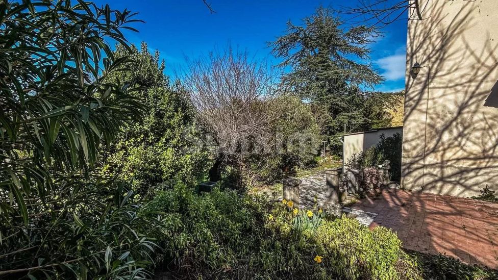 Sale House Montaren-et-Saint-Médiers 5&nbsp;Rooms 121&nbsp;m²