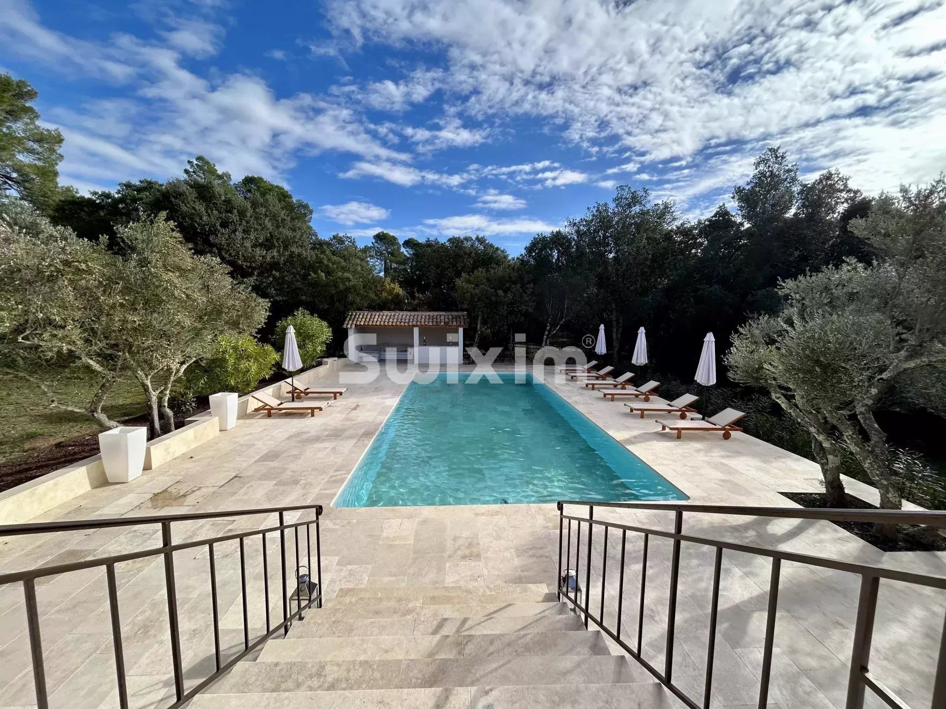 property 7 Rooms for sale on Le Thoronet (83340)