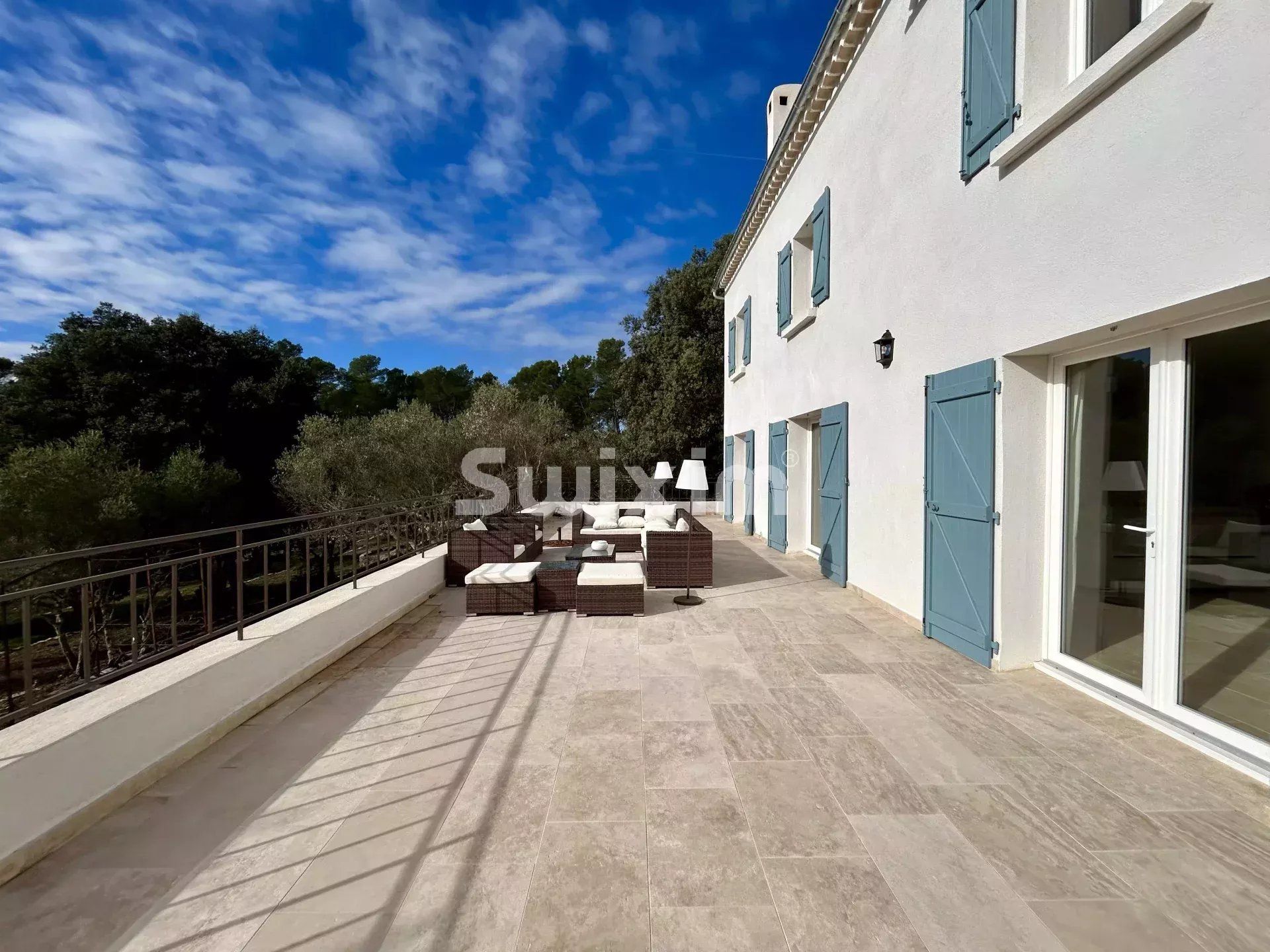 property 7 Rooms for sale on Le Thoronet (83340)