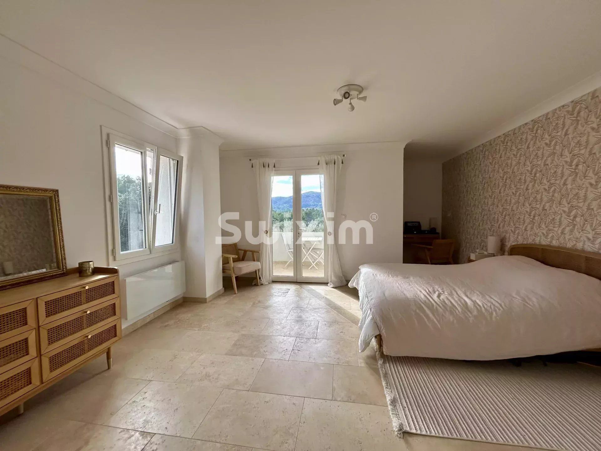 property 7 Rooms for sale on Le Thoronet (83340)