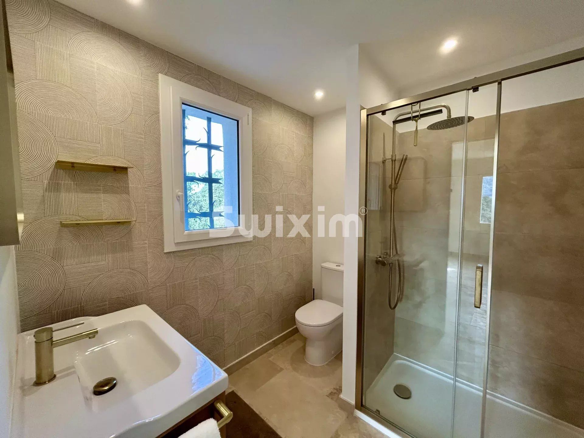 property 7 Rooms for sale on Le Thoronet (83340)