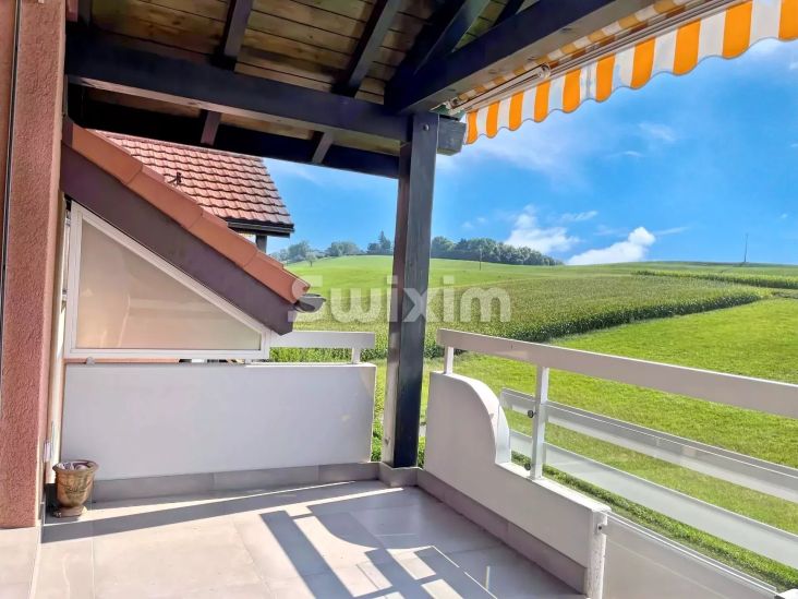 Location Appartement Savigny 5.5 Pièces 137 m²