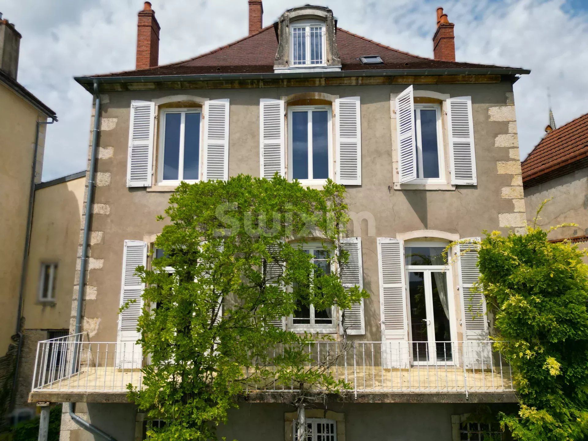 Vente Maison Montbard 10 Pièces 404.04 m²