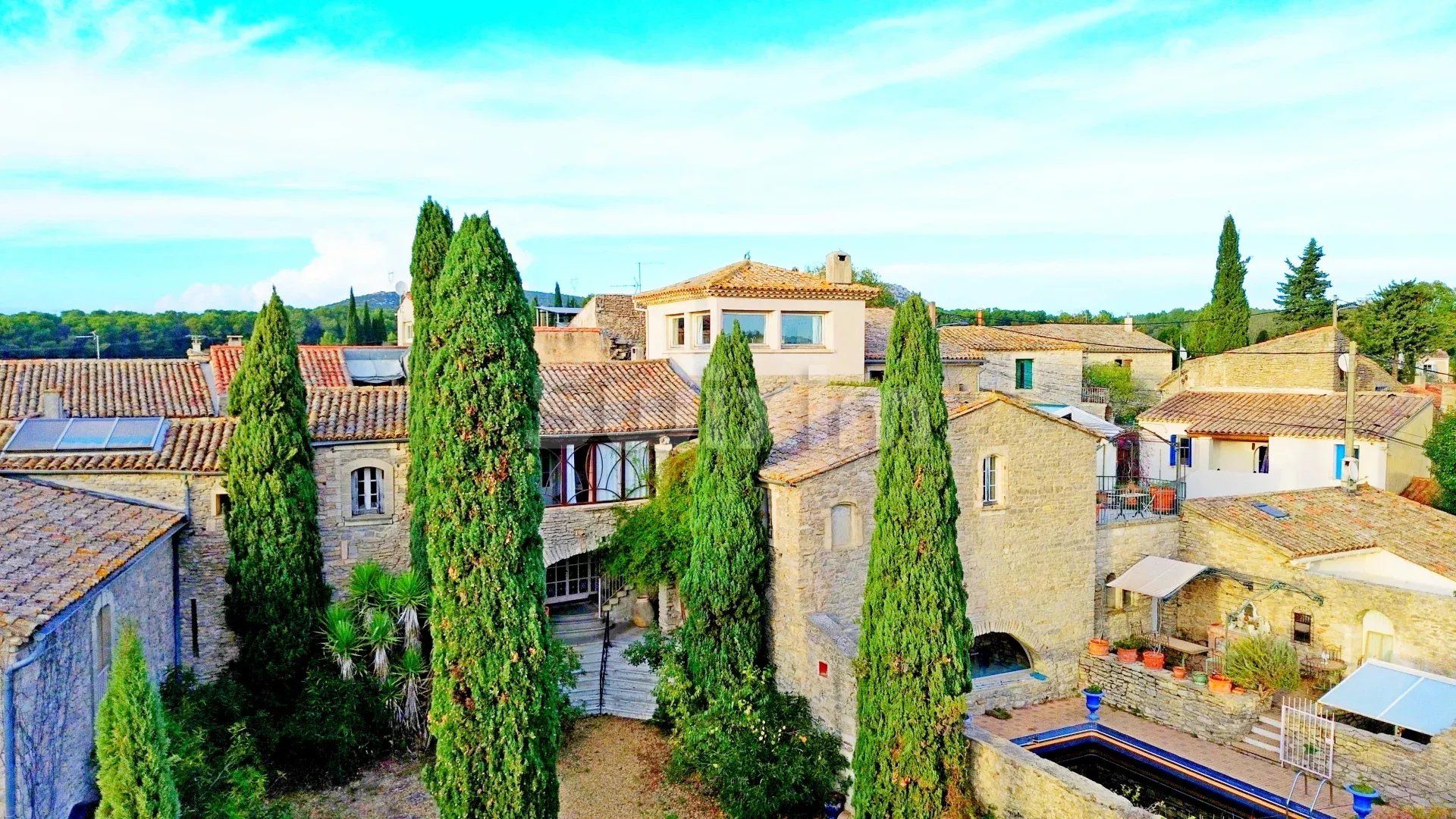 maison 17 Pièces en vente sur Sommières (30250)