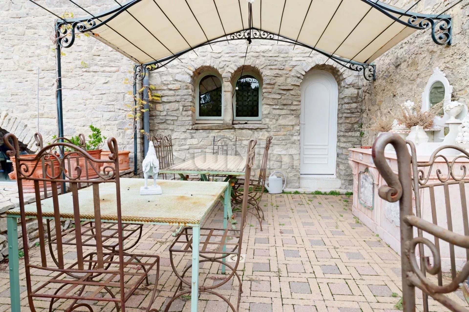 maison 17 Pièces en vente sur Sommières (30250)