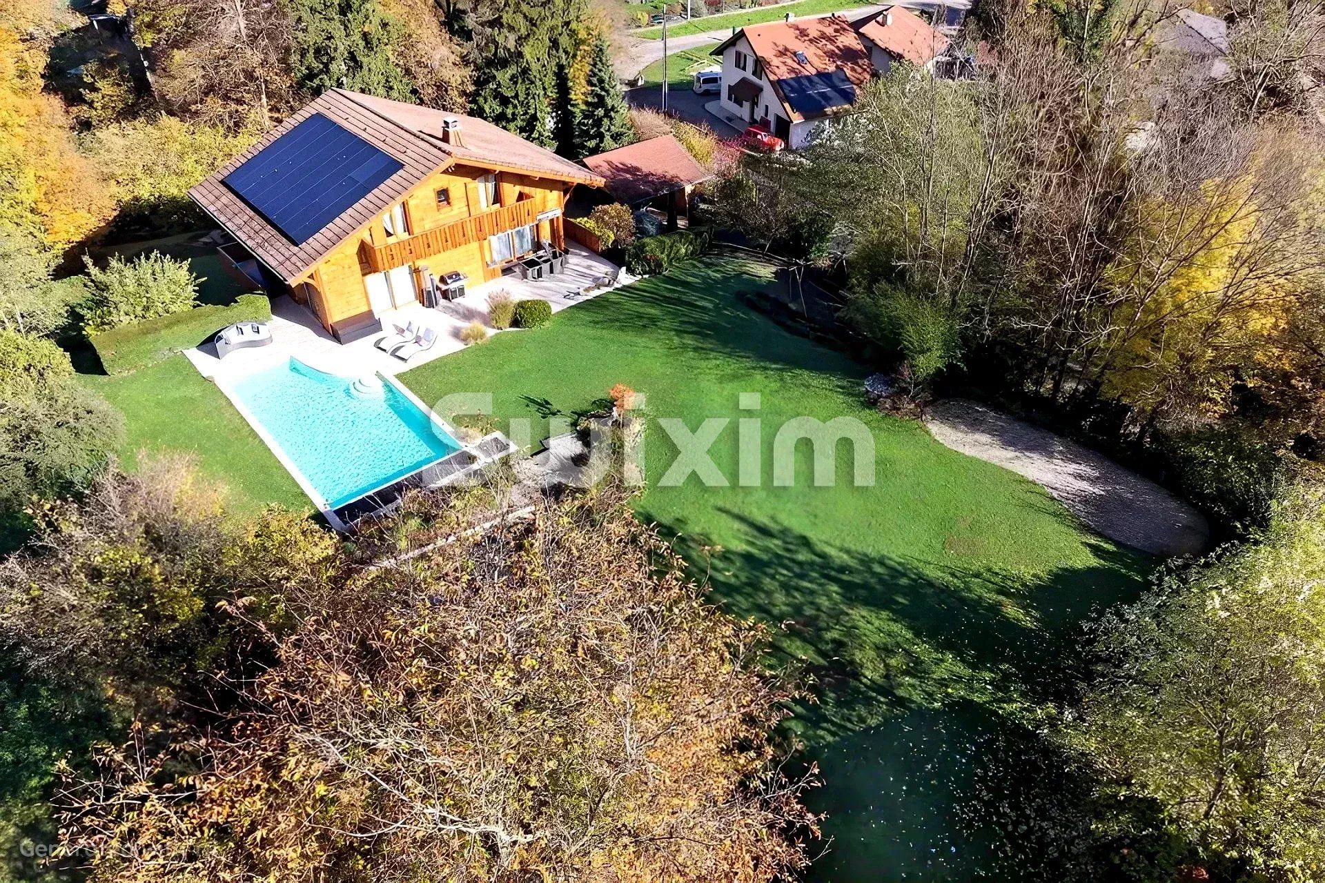 chalet 8 Pièces en vente sur Farges (01550)