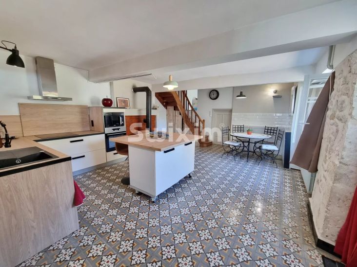 Venda Casa Pousseaux 7&nbsp;Quartos 166.1&nbsp;m²