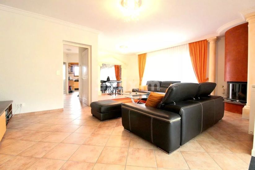 Sale House Archamps 7&nbsp;Rooms 147.37&nbsp;m²