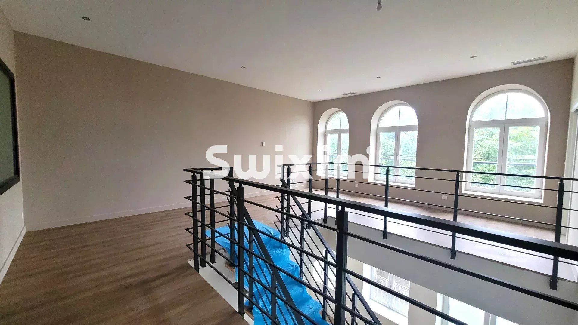 appartamento 6 Camere in vendita su Lons-le-Saunier (39000)