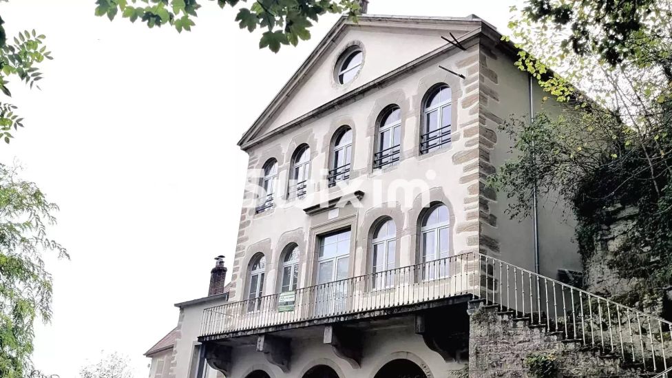 Vendita Appartamento Lons-le-Saunier 6&nbsp;Camere 214&nbsp;m²