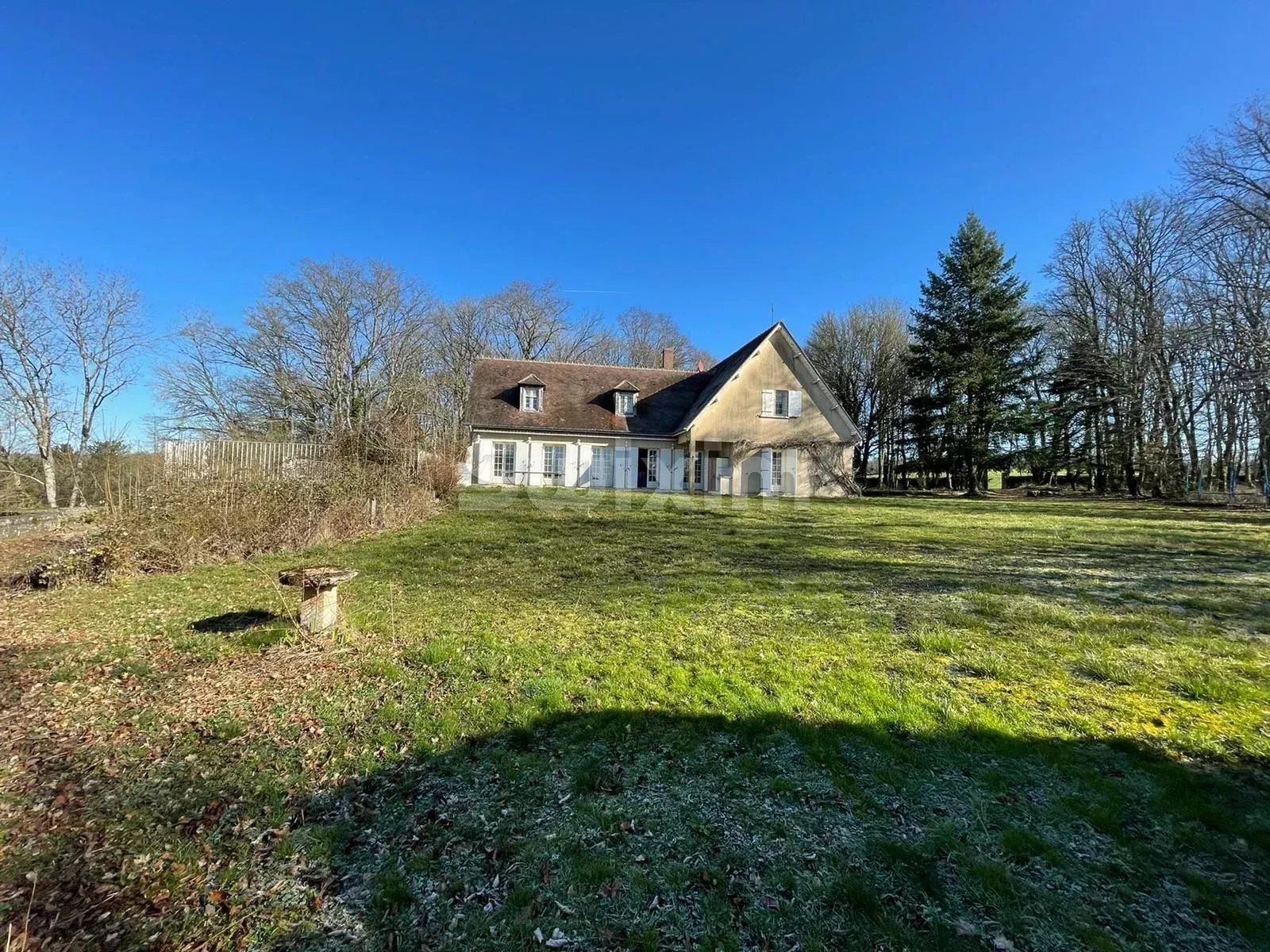 Vente Maison L'Isle-sur-Serein 8 Pièces 267.13 m²