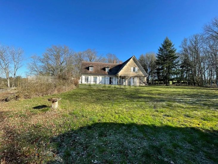 Vente Maison L'Isle-sur-Serein 8 Pièces 267.13 m²