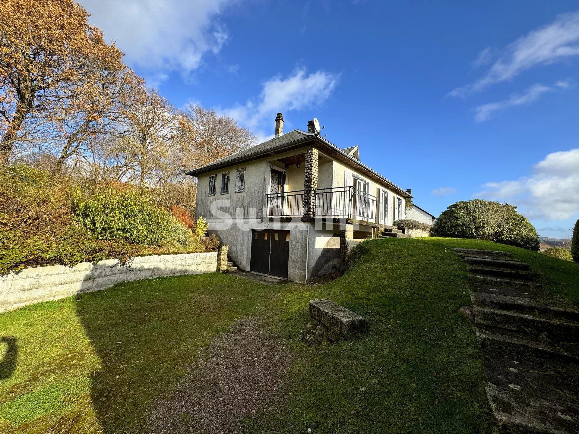 house 4 Rooms for sale on Montsauche-les-Settons (58230)