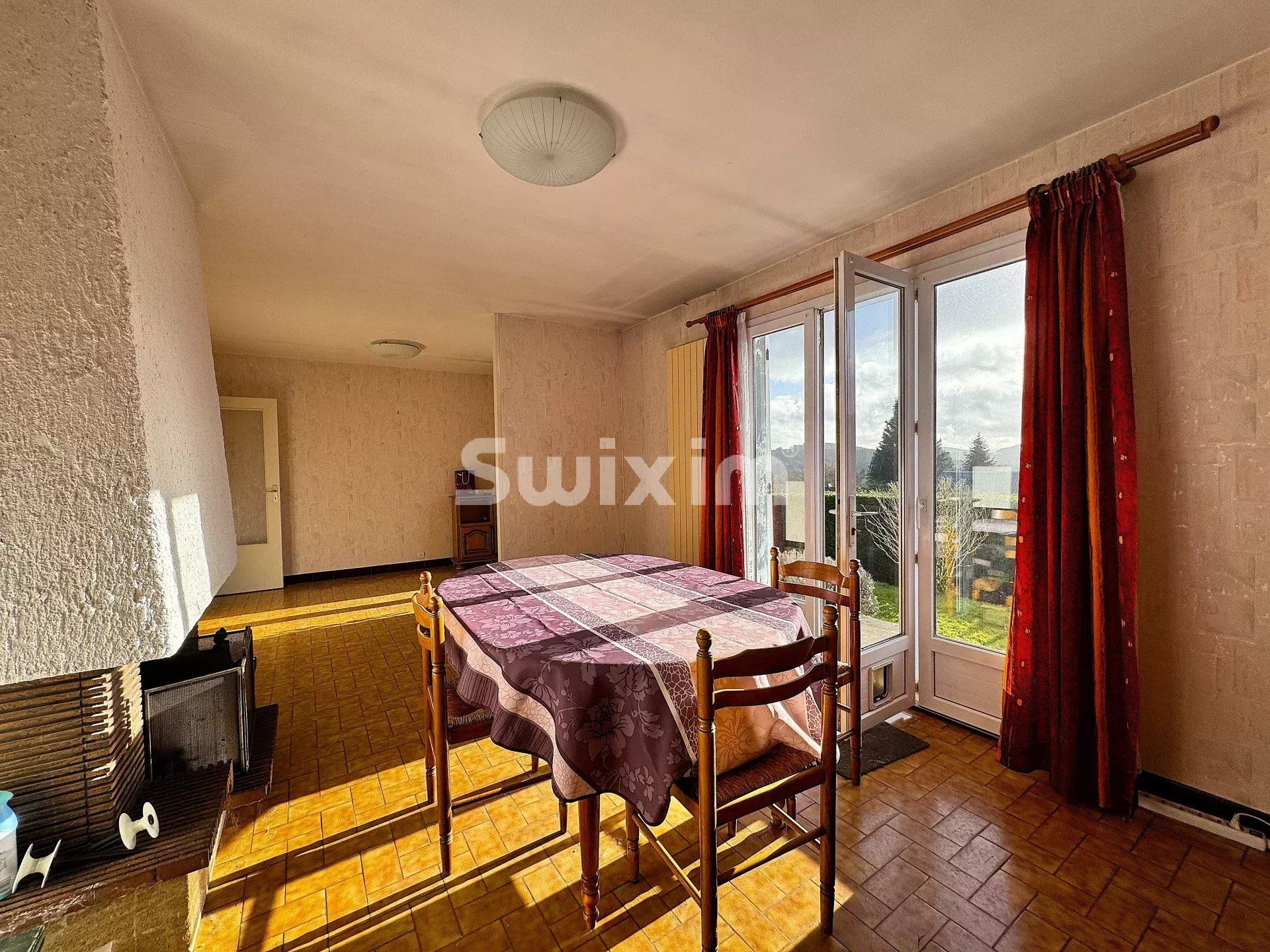 house 4 Rooms for sale on Montsauche-les-Settons (58230)