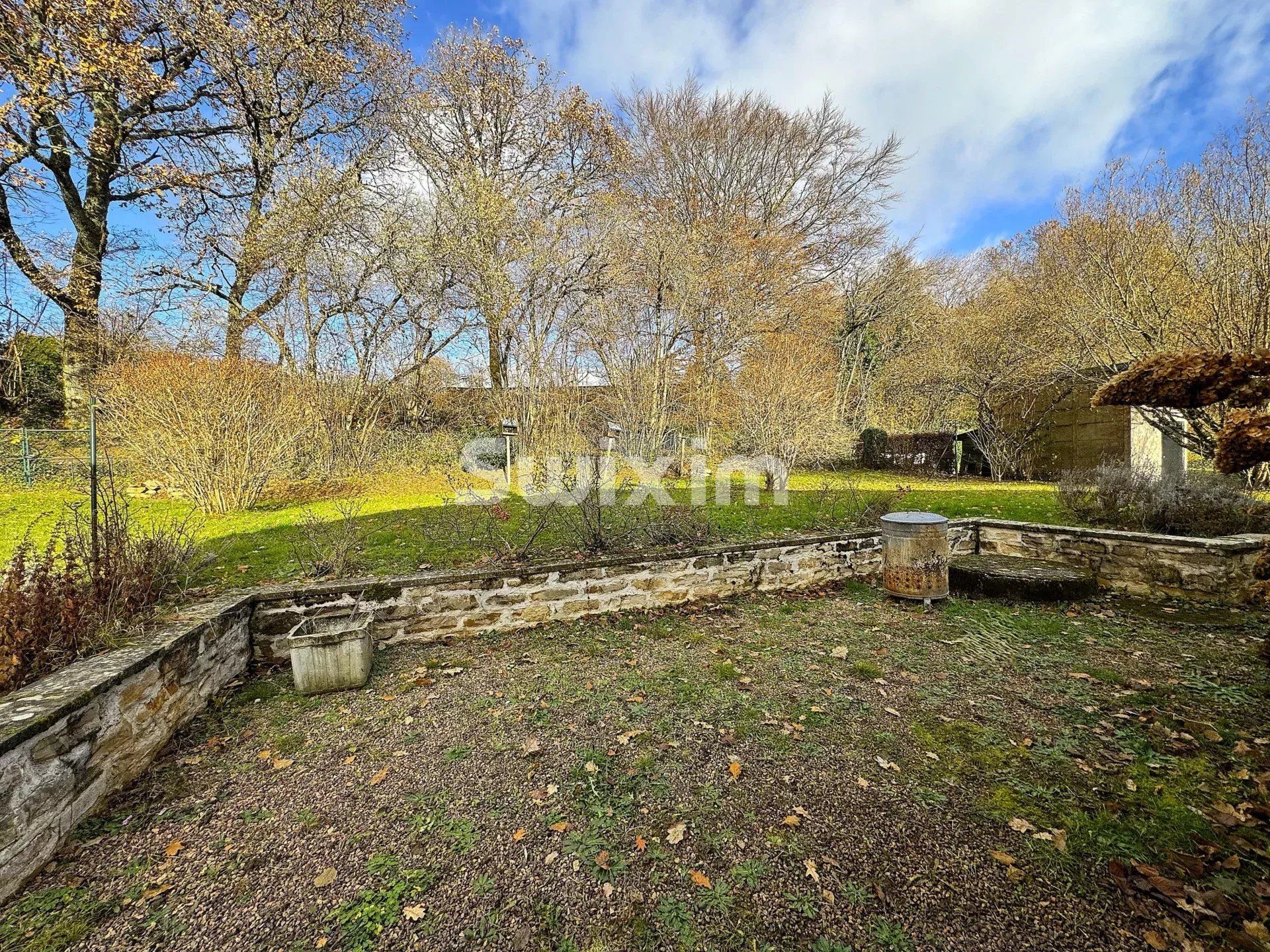 house 4 Rooms for sale on Montsauche-les-Settons (58230)