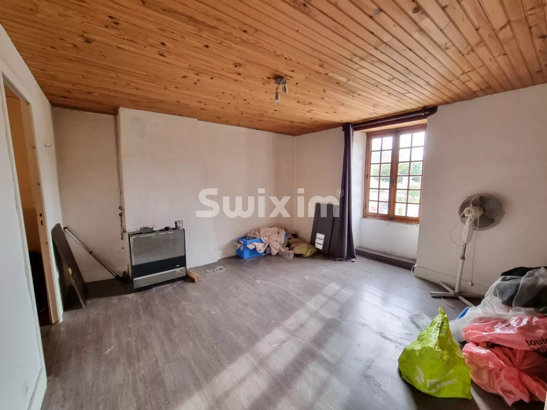 building 7 Rooms for sale on Clamecy (58500)