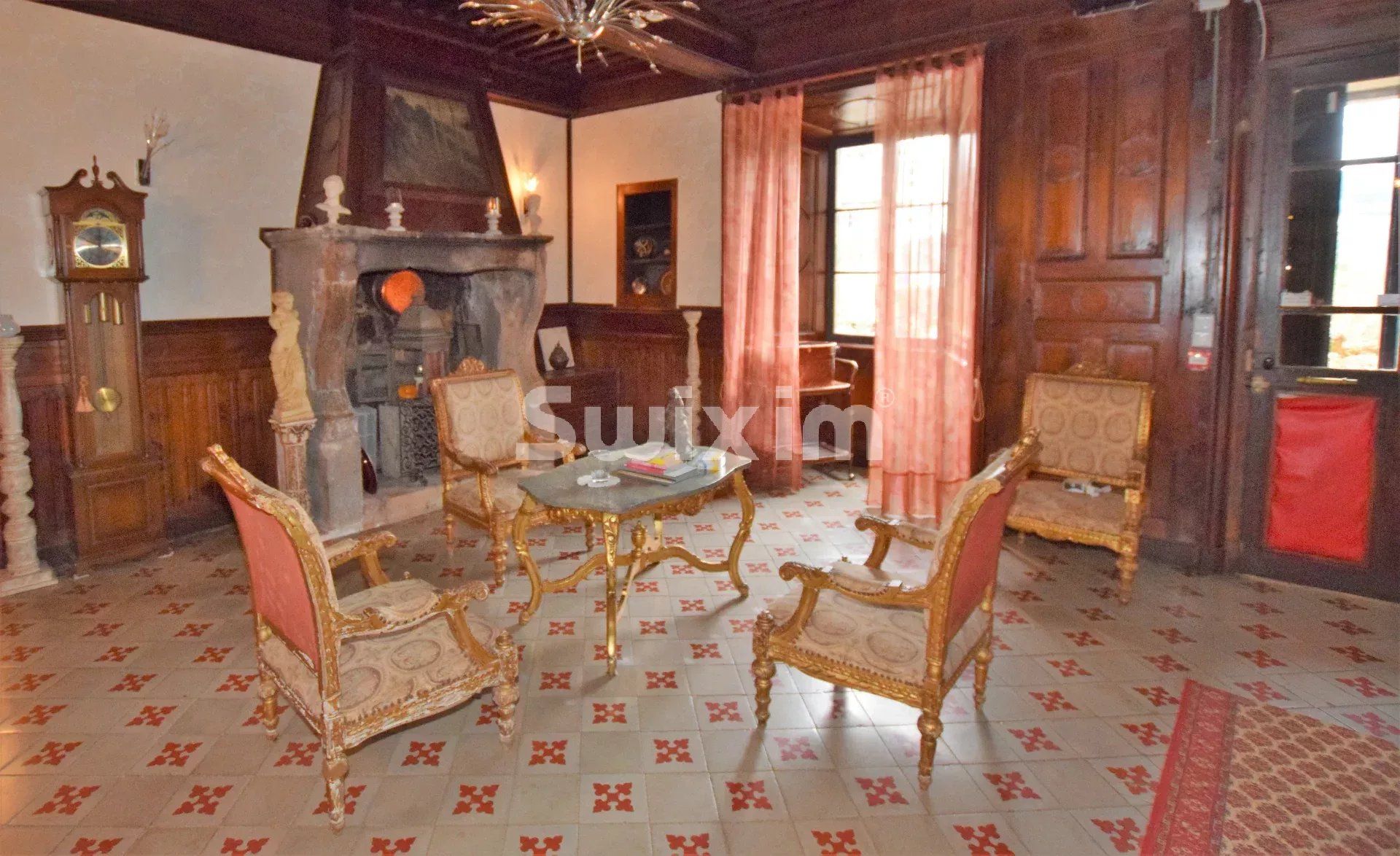 château 40 Pièces en vente sur Lamastre (07270)