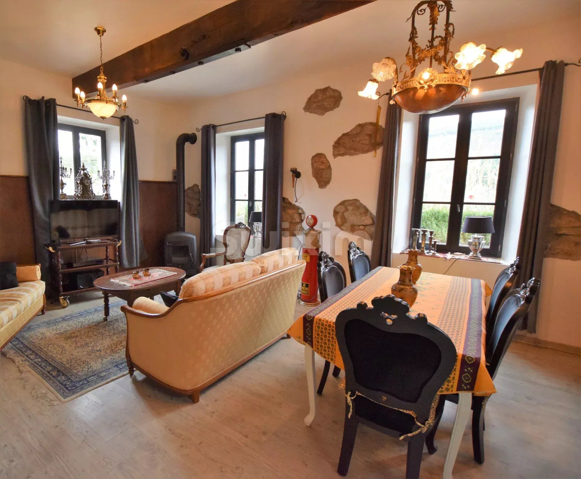 château 40 Pièces en vente sur Lamastre (07270)