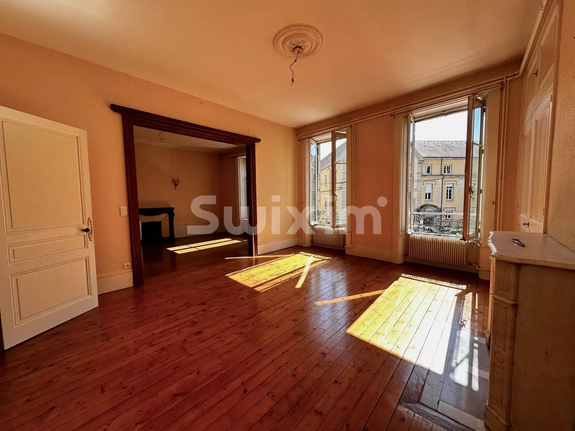 Vente Appartement Lons-le-Saunier 4 Pièces 174.72 m²
