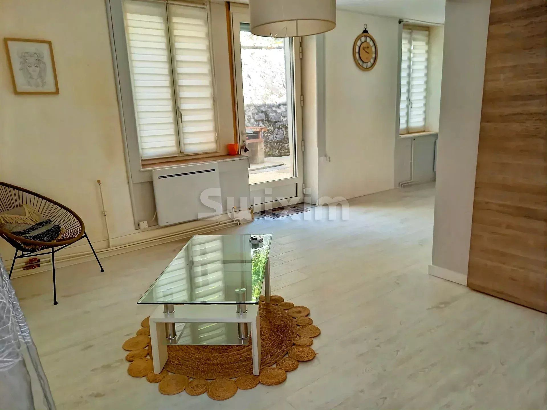 appartement 2 Zimmer zur miete auf Hauts de Bienne (39400)