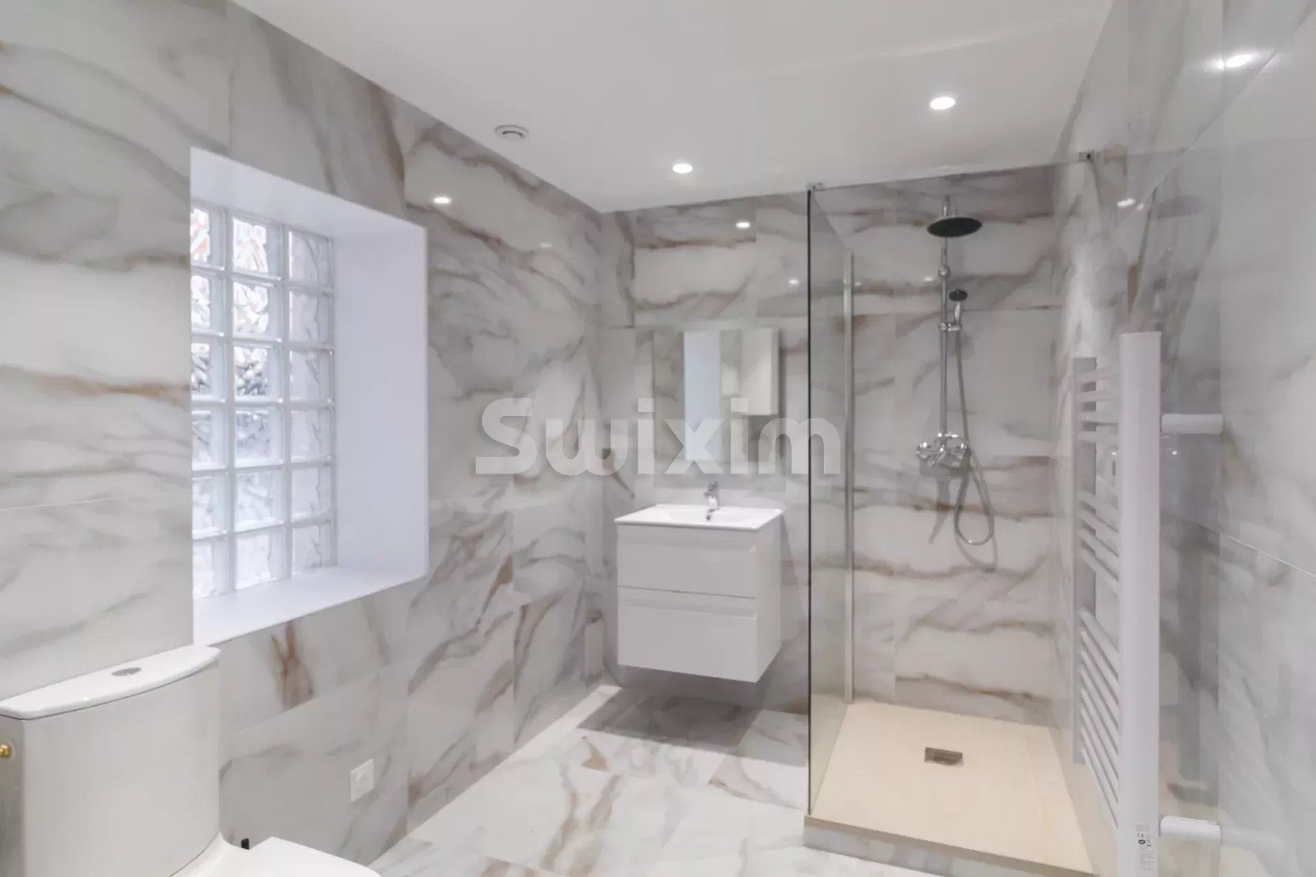 apartamento 2 Salas en alquiler en Saint-Claude (39200)