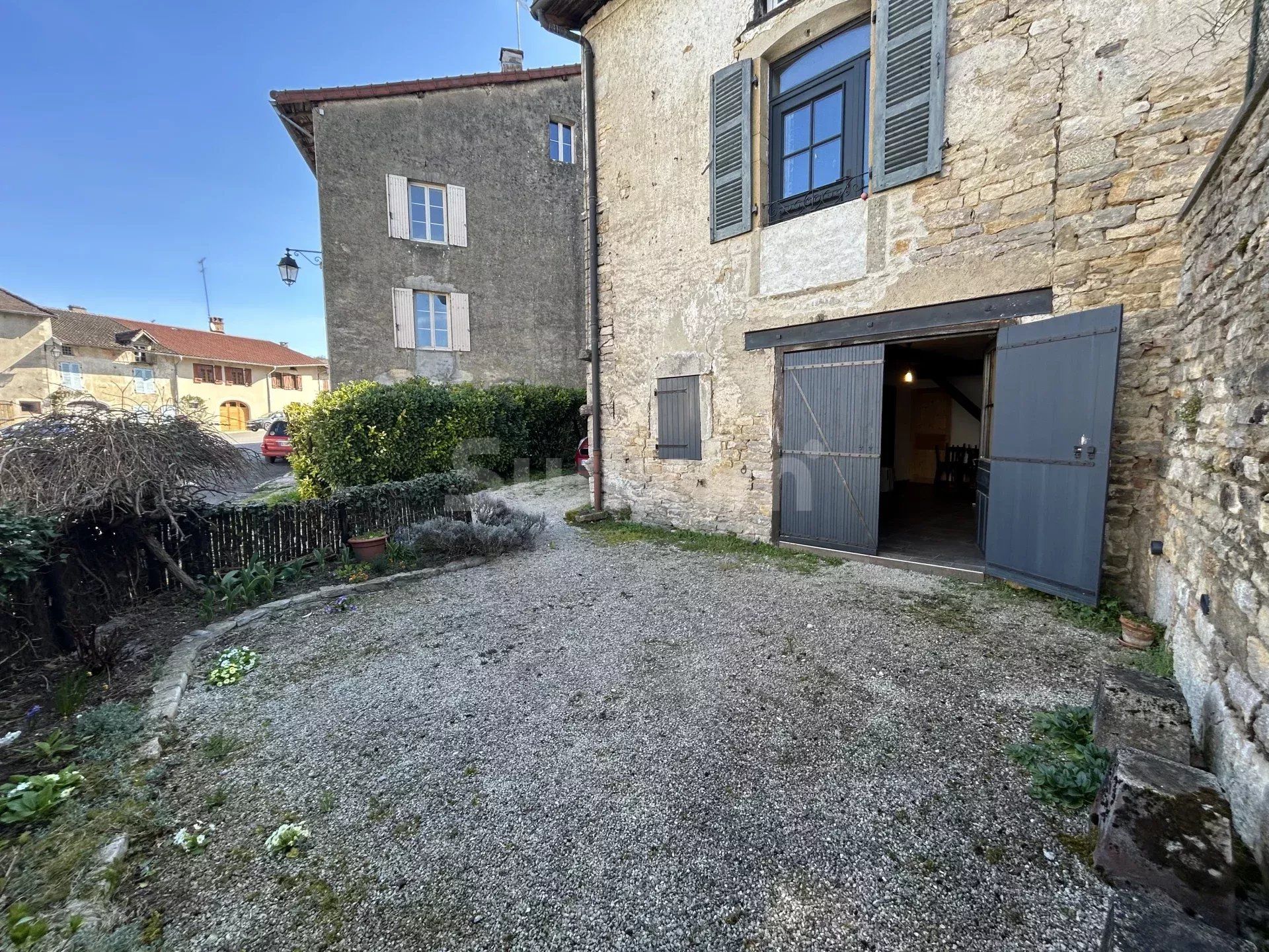 maison 7 Pièces en vente sur Val Suran (39320)