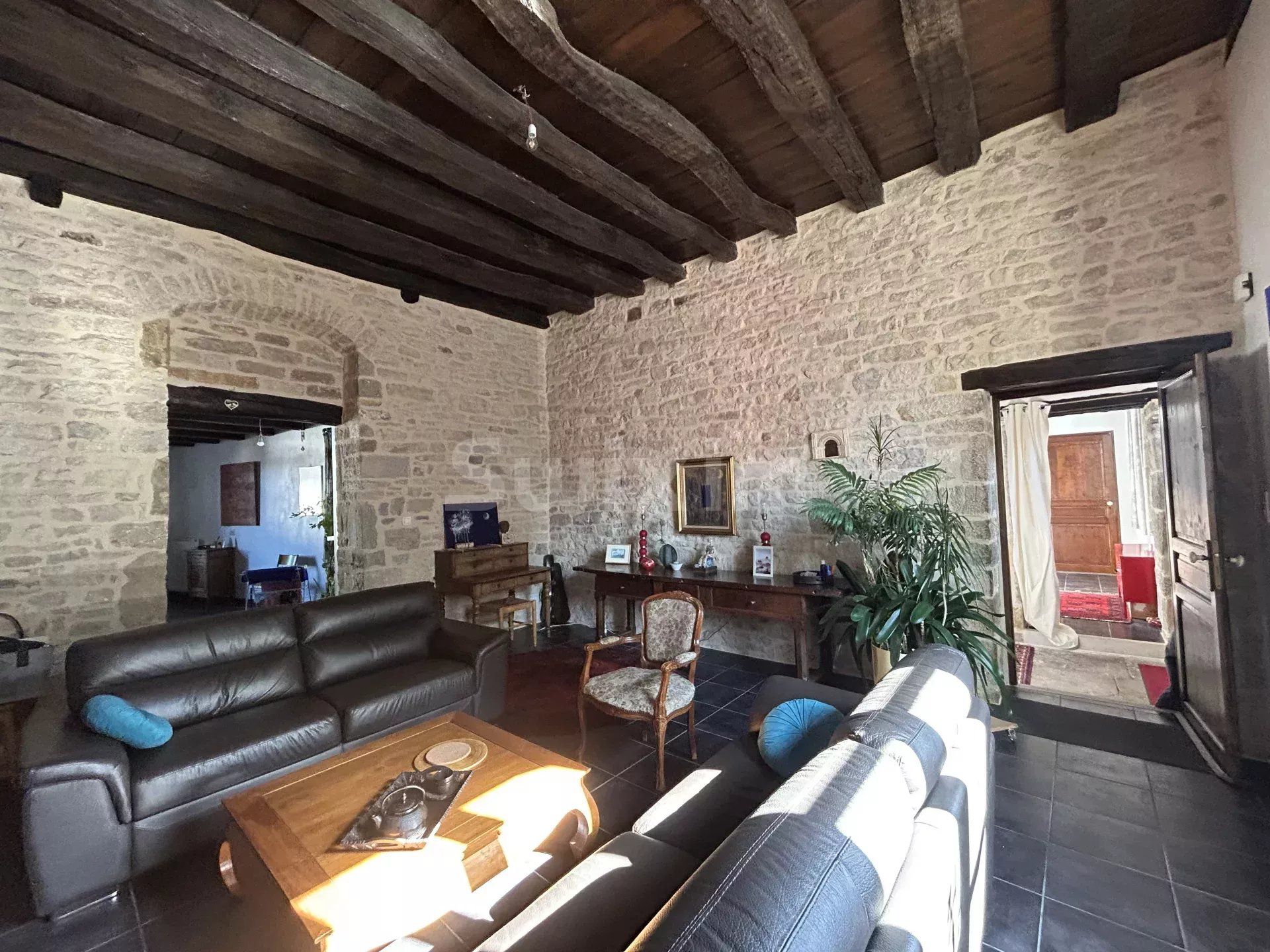 maison 7 Pièces en vente sur Val Suran (39320)