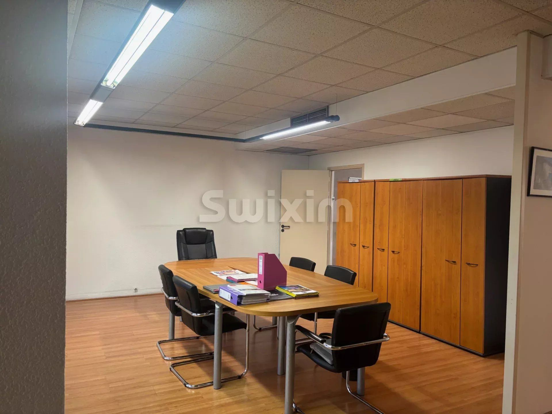 bureaux en vente sur Nîmes (30900)